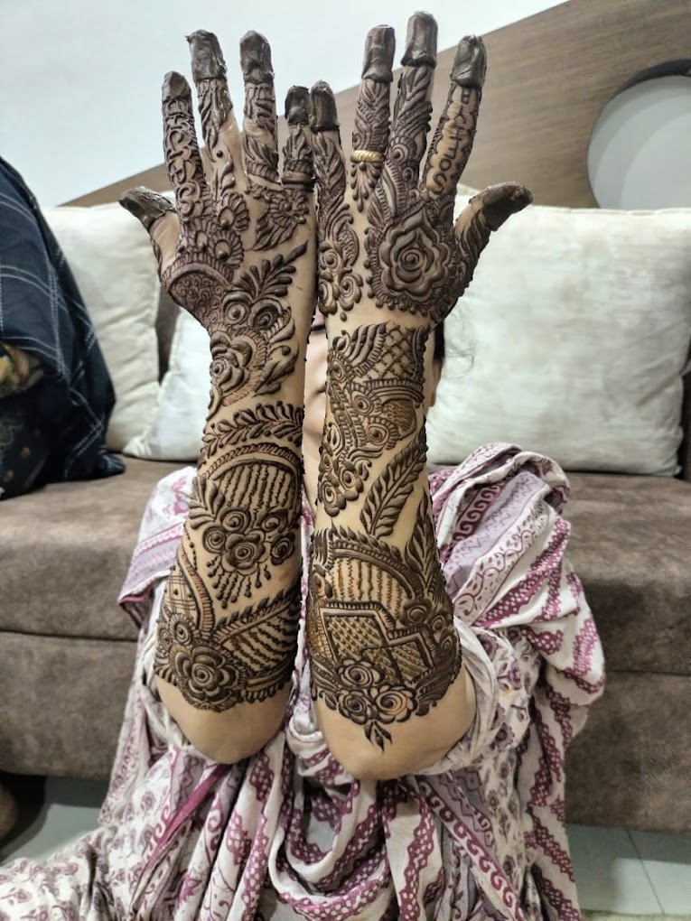 Fariyal Mehendi Art & Classes